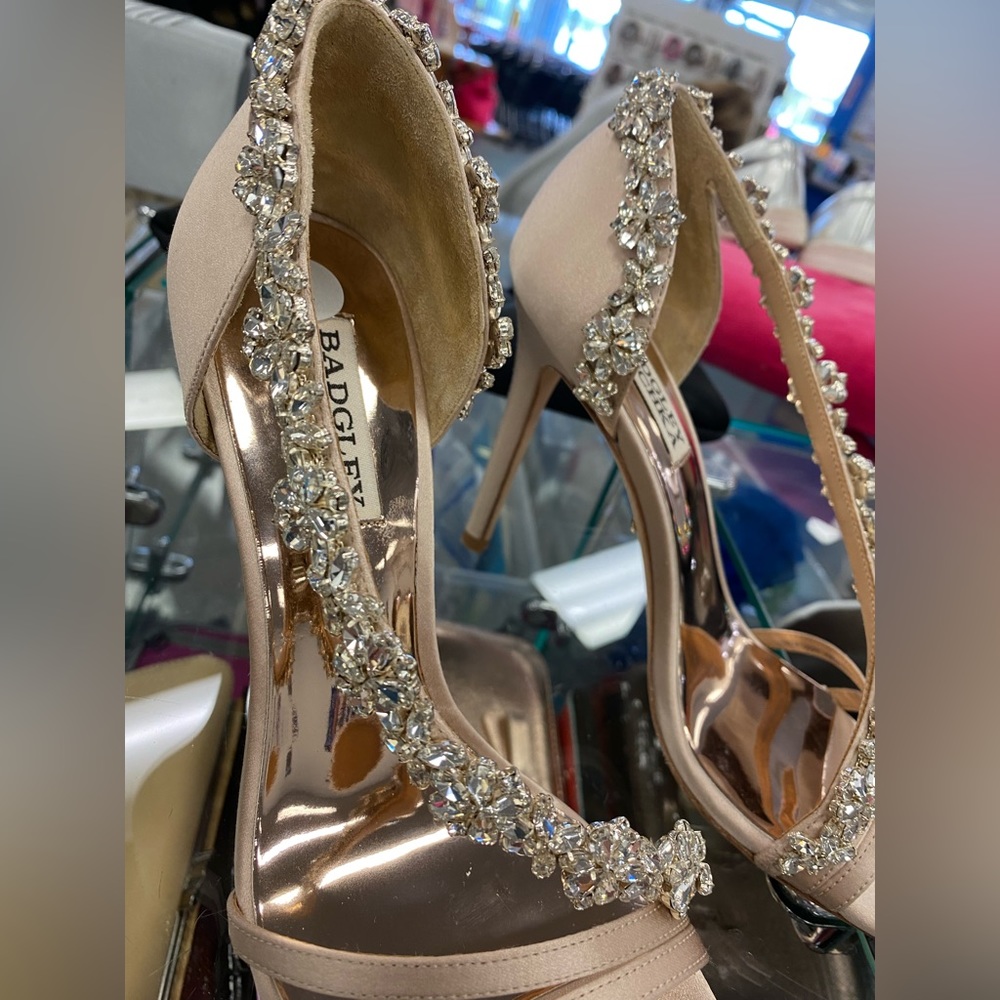 GORGEOUS Womens EUC Badgley Mischka Voletta Crystal Embellished Stiletto Sandals - Picture 7 of 16